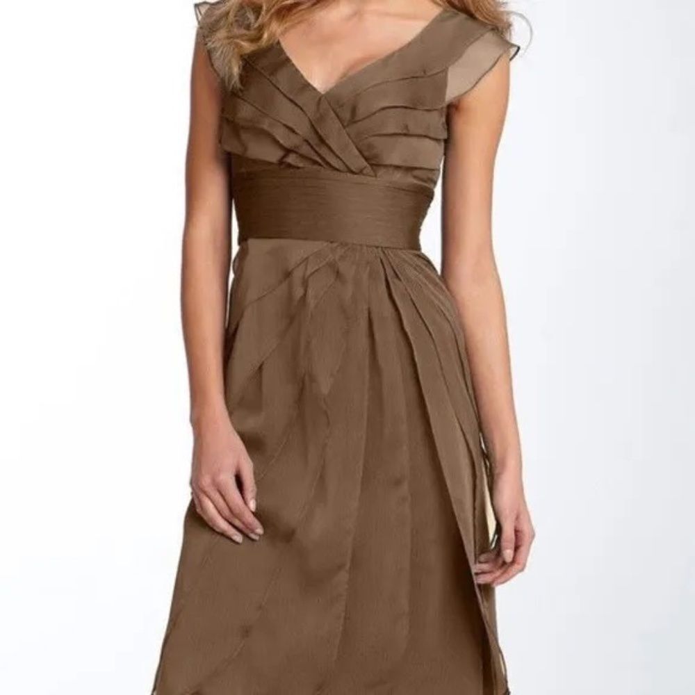 Adriana Papell Occasions Mocha Chiffon Tiered Cocktail Dress Sz 8‎